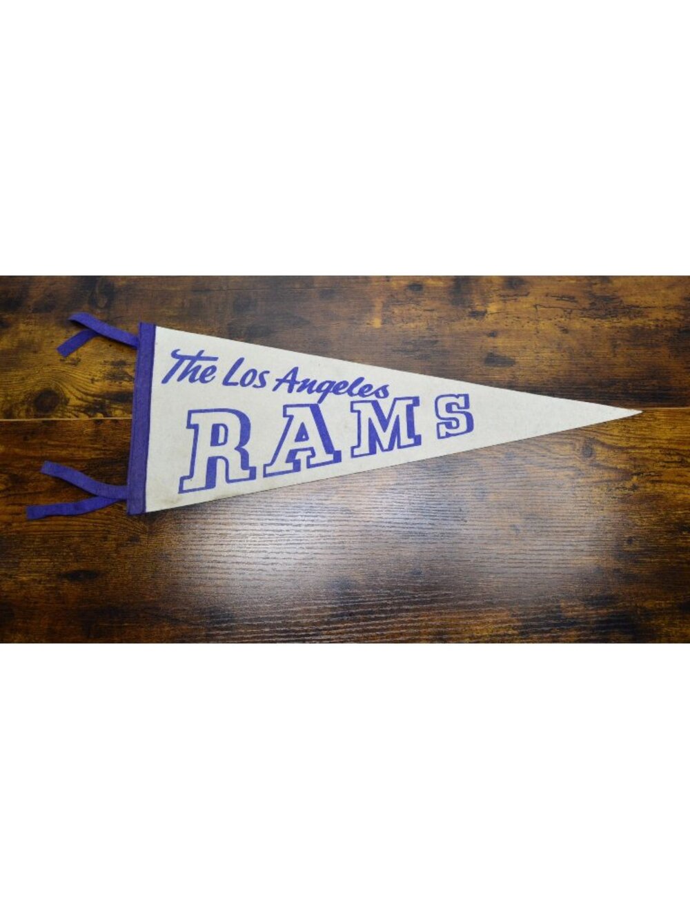 Vintage NFL The Los Angeles Rams Mid Size Collectible Stadium pennant 21 inches